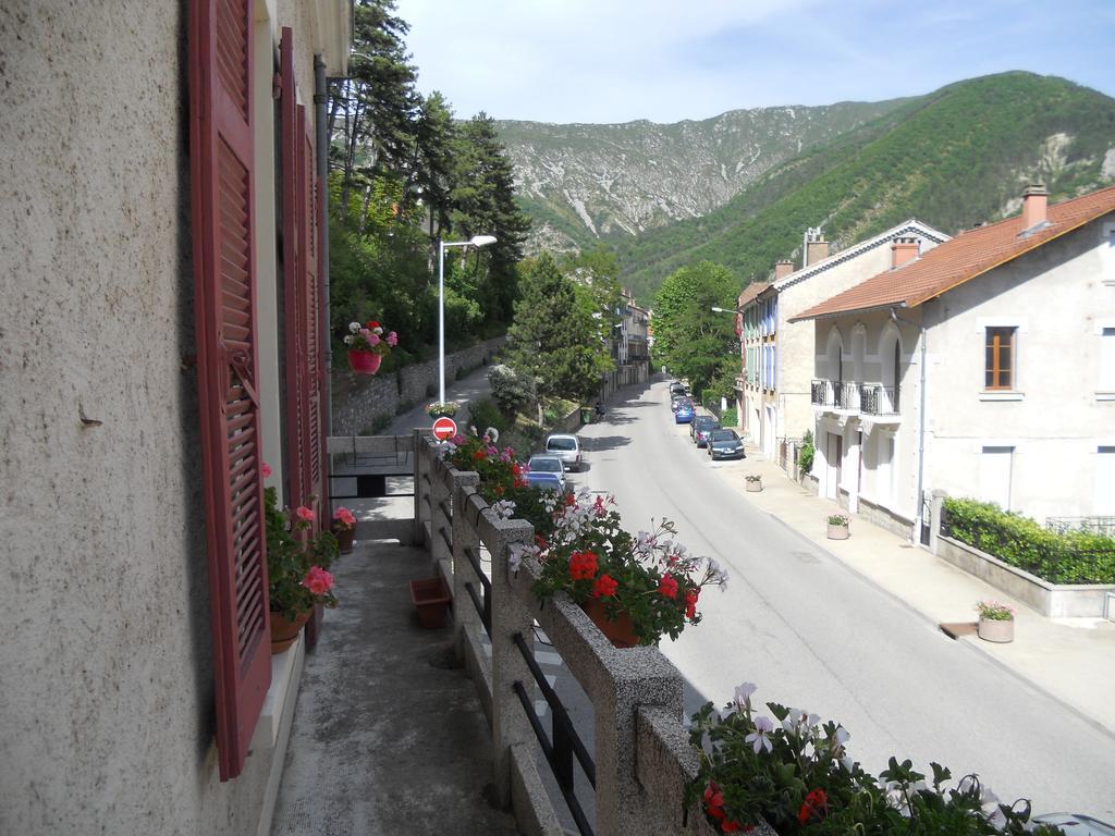 Les Hirondelles Chambres D'Hotes Serres  Exteriér fotografie